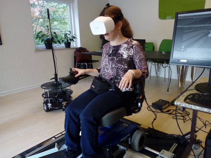 Virtual reality testes på kørestolsbrugere