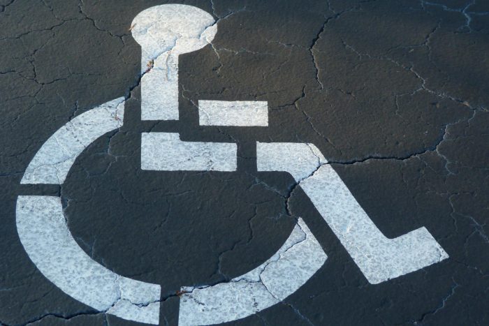 Ulige kørselsmuligheder begrænser handicappede