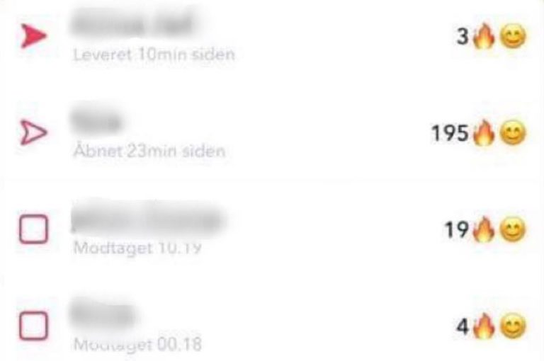 Afhængig: Unge babysitter hinandens Snapchat