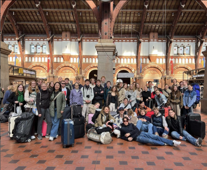 De københavnske højskoler udvider elevernes horisont med fysiske og kunstneriske rejser