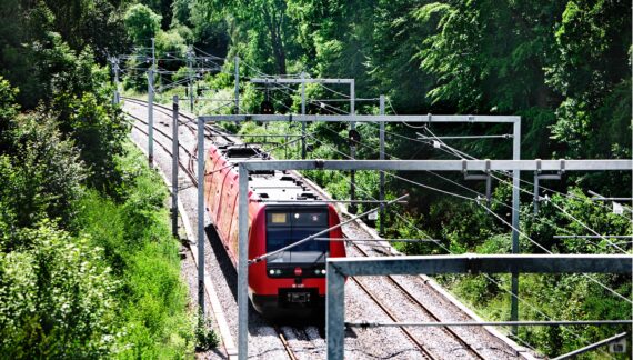 På trods af dyrere togbilletter rejser flere med S-tog i Lyngby-Taarbæk Kommune