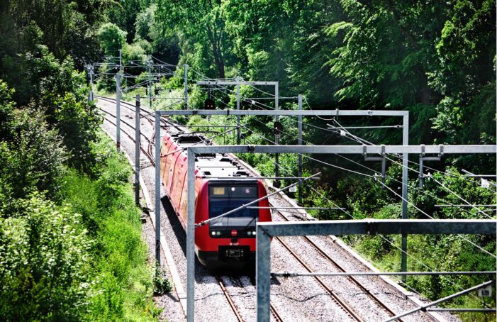 På trods af dyrere togbilletter rejser flere med S-tog i Lyngby-Taarbæk Kommune