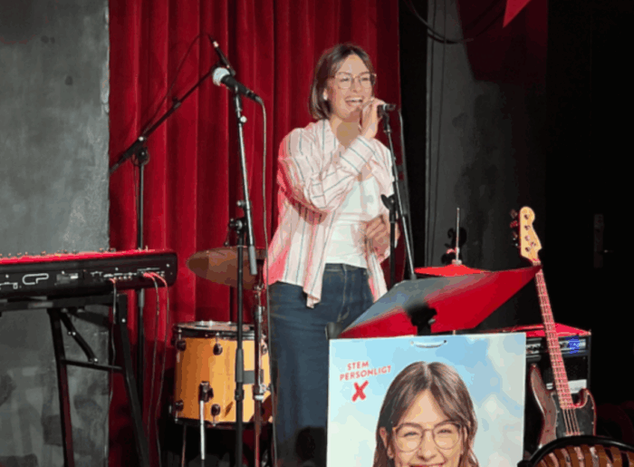 Kandidat inviterer singler til politisk fest: Vil engagere unge vælgere med quiz, øl og samtale Kandidat inviterer singler til politisk fest: Vil engagere unge vælgere med quiz, øl og samtale