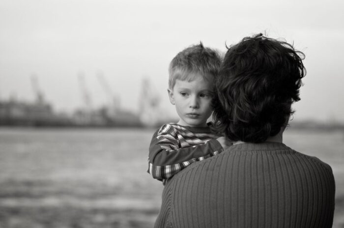 Ny beretning fra Rigsrevisionen viser lovbrud i sagsbehandlingen ved anbringelser af børn